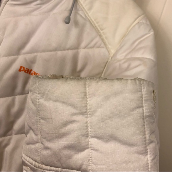 Patagonia White Puffer Jacket Sz S - Picture 10 of 16